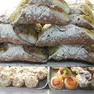 Ursino's Luxury Frühstückspension CTA